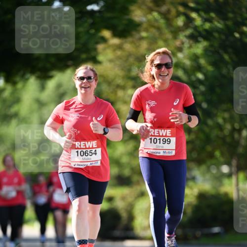08.06.2024 - REWE Women's Run Dr. Thomas Lammeyer http://msf.ph/oto/6245910 09.06.2024 09:24:57 Laufen 10654, 10199 meine-sportfotos.de