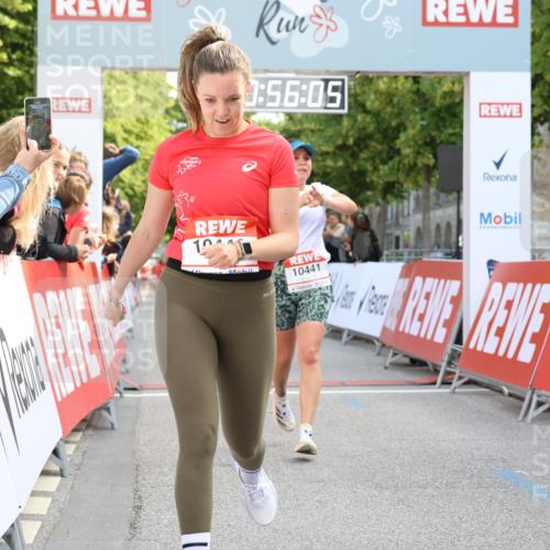 08.06.2024 - REWE Women's Run Strokosch-Dieckow http://msf.ph/oto/6245912 09.06.2024 09:56:34 Ziel 10030, 10441, 10442, 10528, 10728, 10744, 10755 meine-sportfotos.de