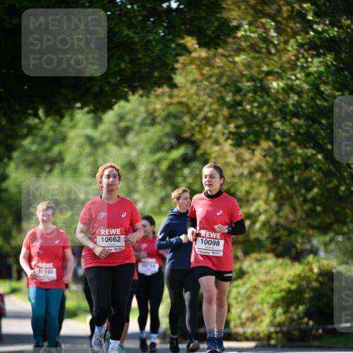 08.06.2024 - REWE Women's Run Dr. Thomas Lammeyer http://msf.ph/oto/6245927 09.06.2024 09:25:02 Laufen 10160, 10662, 10759, 10098 meine-sportfotos.de