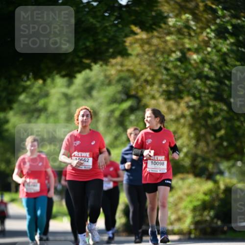 08.06.2024 - REWE Women's Run Dr. Thomas Lammeyer http://msf.ph/oto/6245932 09.06.2024 09:25:02 Laufen 10662, 10098 meine-sportfotos.de