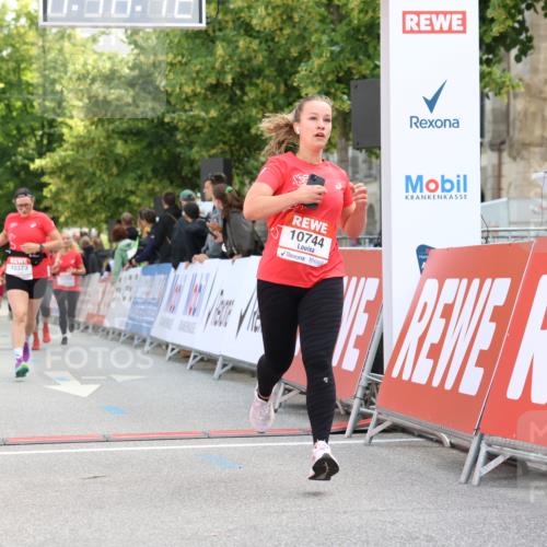 08.06.2024 - REWE Women's Run Strokosch-Dieckow http://msf.ph/oto/6245952 09.06.2024 09:56:41 Ziel 10283, 10354, 10373, 10601, 10715, 10728, 10744 meine-sportfotos.de