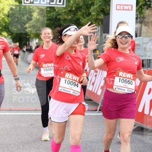 08.06.2024 - REWE Women's Run Strokosch-Dieckow http://msf.ph/oto/6246027 09.06.2024 09:56:59 Ziel 10094, 10126, 10261, 10309, 10329, 10332, 10465, 10565, 10603, 10660 meine-sportfotos.de
