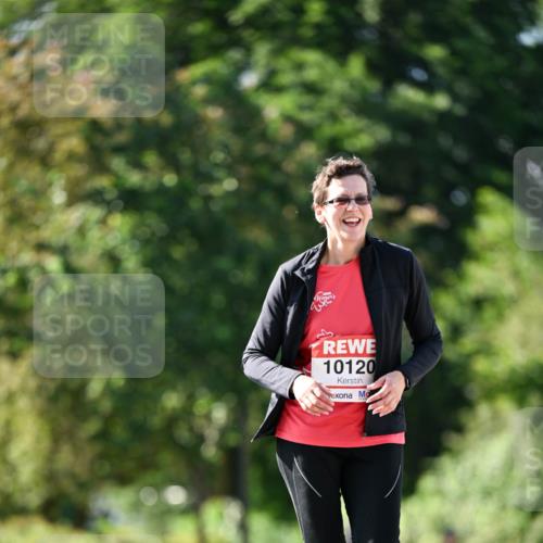 08.06.2024 - REWE Women's Run Dr. Thomas Lammeyer http://msf.ph/oto/6246041 09.06.2024 09:25:21 Laufen 10120 meine-sportfotos.de