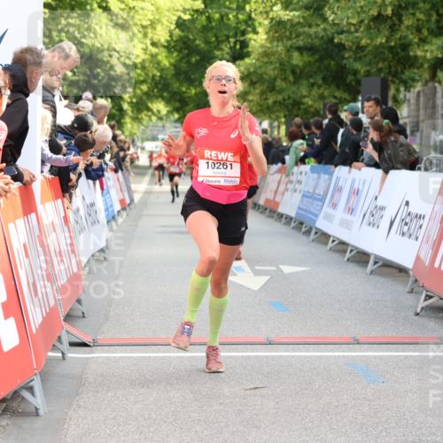 08.06.2024 - REWE Women's Run Strokosch-Dieckow http://msf.ph/oto/6246052 09.06.2024 09:57:05 Ziel 10261, 10329, 10547, 10652 meine-sportfotos.de