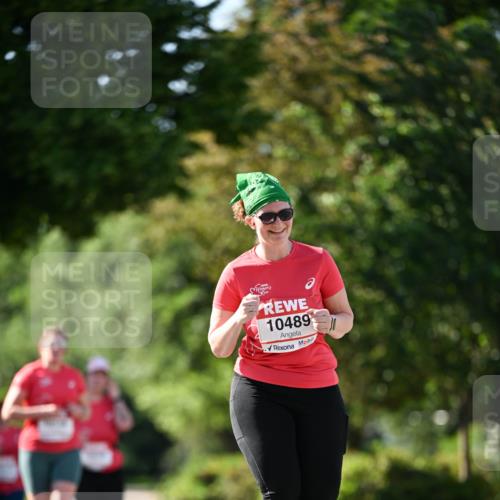 08.06.2024 - REWE Women's Run Dr. Thomas Lammeyer http://msf.ph/oto/6246120 09.06.2024 09:25:31 Laufen 10489 meine-sportfotos.de