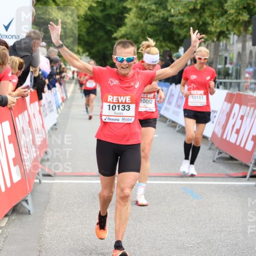 08.06.2024 - REWE Women's Run Strokosch-Dieckow http://msf.ph/oto/6246156 09.06.2024 09:57:32 Ziel 10052, 10101, 10133, 10238, 10310, 10562, 10618, 10740, 10757, 10770 meine-sportfotos.de