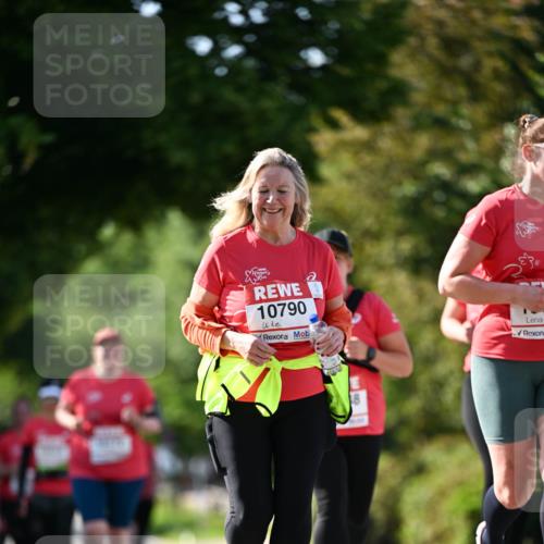 08.06.2024 - REWE Women's Run Dr. Thomas Lammeyer http://msf.ph/oto/6246171 09.06.2024 09:25:37 Laufen 10790 meine-sportfotos.de
