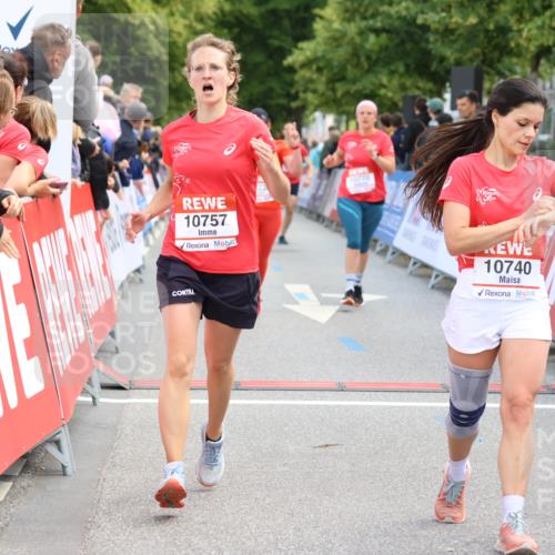 08.06.2024 - REWE Women's Run Strokosch-Dieckow http://msf.ph/oto/6246173 09.06.2024 09:57:37 Ziel 10052, 10101, 10128, 10238, 10310, 10740, 10757, 10770, 10794 meine-sportfotos.de