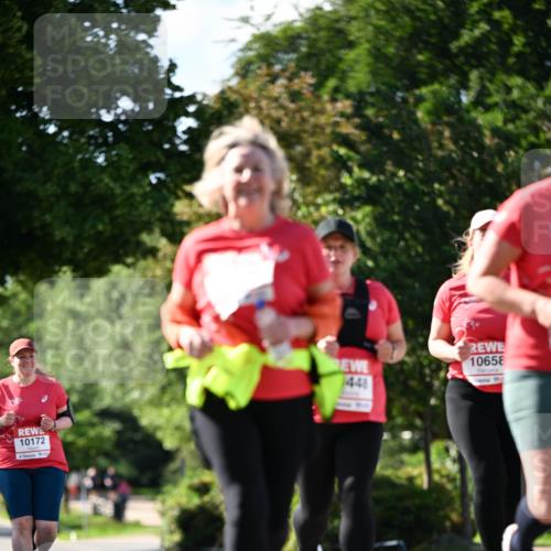 08.06.2024 - REWE Women's Run Dr. Thomas Lammeyer http://msf.ph/oto/6246181 09.06.2024 09:25:39 Laufen 10172, 1448, 10658 meine-sportfotos.de