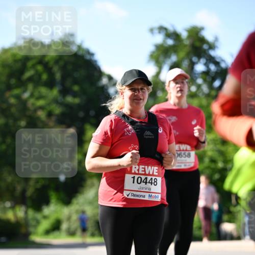 08.06.2024 - REWE Women's Run Dr. Thomas Lammeyer http://msf.ph/oto/6246194 09.06.2024 09:25:43 Laufen 0658, 10448 meine-sportfotos.de