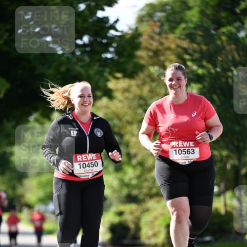 08.06.2024 - REWE Women's Run Dr. Thomas Lammeyer http://msf.ph/oto/6246343 09.06.2024 09:26:01 Laufen 10450, 10563 meine-sportfotos.de