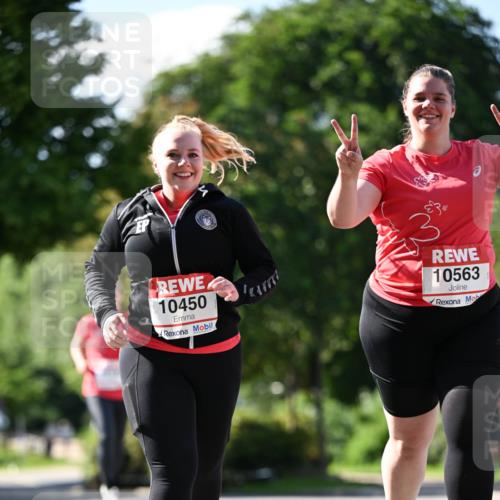 08.06.2024 - REWE Women's Run Dr. Thomas Lammeyer http://msf.ph/oto/6246364 09.06.2024 09:26:02 Laufen 10450, 3, 10563 meine-sportfotos.de