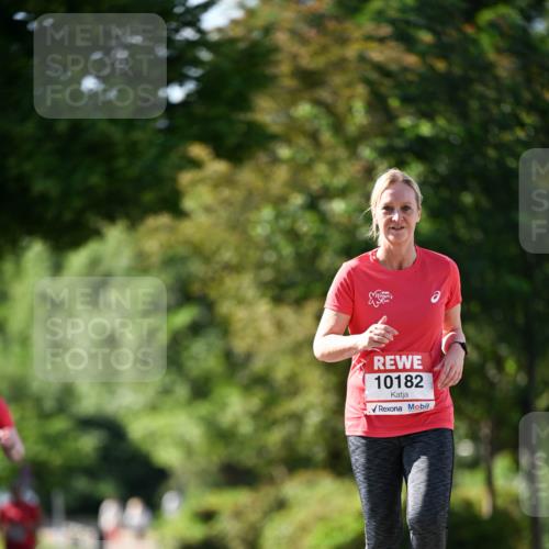08.06.2024 - REWE Women's Run Dr. Thomas Lammeyer http://msf.ph/oto/6246377 09.06.2024 09:26:05 Laufen 10182 meine-sportfotos.de