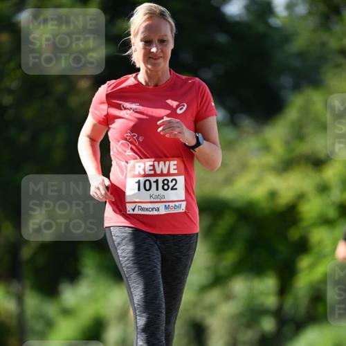 08.06.2024 - REWE Women's Run Dr. Thomas Lammeyer http://msf.ph/oto/6246400 09.06.2024 09:26:07 Laufen 10182 meine-sportfotos.de