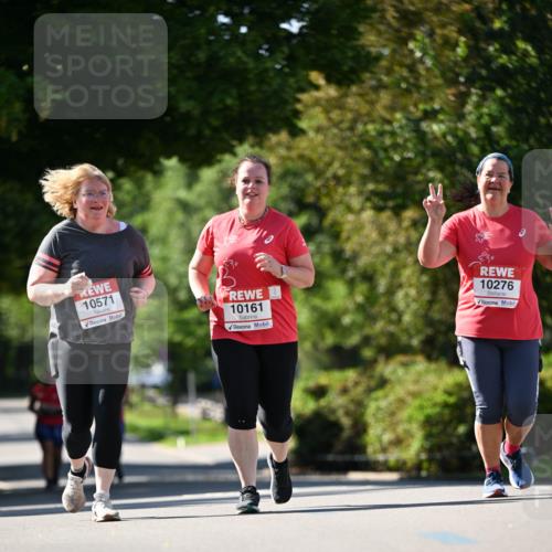 08.06.2024 - REWE Women's Run Dr. Thomas Lammeyer http://msf.ph/oto/6246483 09.06.2024 09:26:24 Laufen 10571, 10161, 10276 meine-sportfotos.de