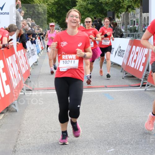 08.06.2024 - REWE Women's Run Strokosch-Dieckow http://msf.ph/oto/6246495 09.06.2024 09:59:01 Ziel 10211, 10300, 10379, 10446, 10457, 10458, 10584, 10593, 10734 meine-sportfotos.de