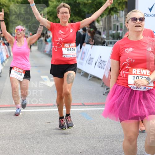 08.06.2024 - REWE Women's Run Strokosch-Dieckow http://msf.ph/oto/6246498 09.06.2024 09:59:03 Ziel 10211, 10300, 10379, 10446, 10458, 10584, 10734 meine-sportfotos.de