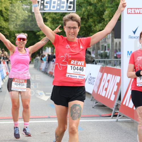 08.06.2024 - REWE Women's Run Strokosch-Dieckow http://msf.ph/oto/6246514 09.06.2024 09:59:04 Ziel 10211, 10300, 10379, 10446, 10458, 10584, 10734 meine-sportfotos.de