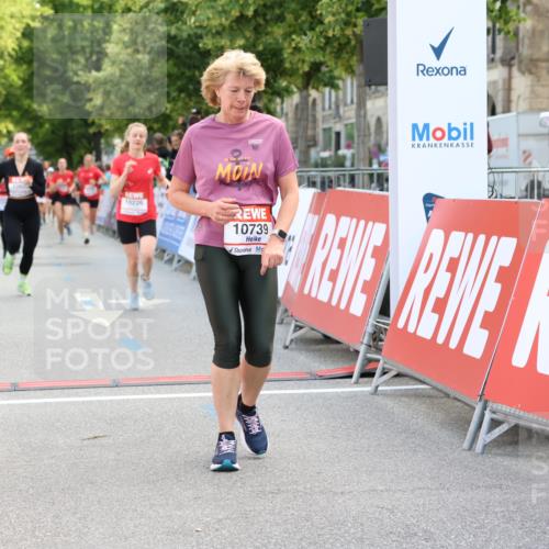 08.06.2024 - REWE Women's Run Strokosch-Dieckow http://msf.ph/oto/6246586 09.06.2024 09:59:25 Ziel 10135, 10218, 10226, 10346, 10509, 10602, 10739 meine-sportfotos.de