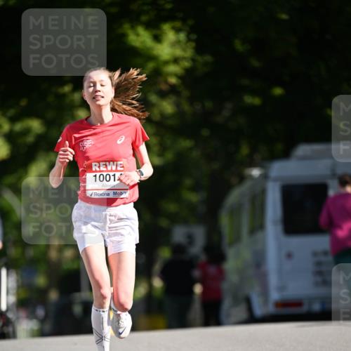 08.06.2024 - REWE Women's Run Dr. Thomas Lammeyer http://msf.ph/oto/6246604 09.06.2024 09:28:34 Laufen 10014 meine-sportfotos.de