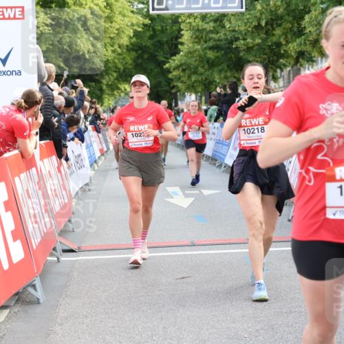 08.06.2024 - REWE Women's Run Strokosch-Dieckow http://msf.ph/oto/6246605 09.06.2024 09:59:34 Ziel 10218, 10273, 10346, 10383, 10509, 10686, 10687, 10688, 10689, 10760, 10791 meine-sportfotos.de