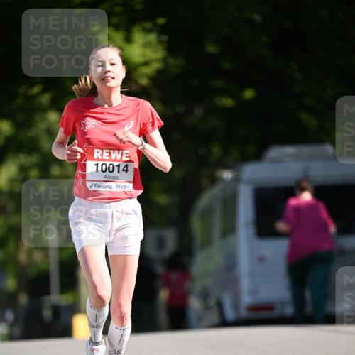 08.06.2024 - REWE Women's Run Dr. Thomas Lammeyer http://msf.ph/oto/6246609 09.06.2024 09:28:35 Laufen 10014 meine-sportfotos.de