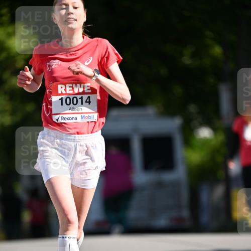 08.06.2024 - REWE Women's Run Dr. Thomas Lammeyer http://msf.ph/oto/6246616 09.06.2024 09:28:35 Laufen 10014 meine-sportfotos.de