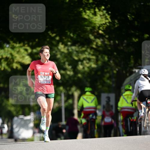 08.06.2024 - REWE Women's Run Dr. Thomas Lammeyer http://msf.ph/oto/6246621 09.06.2024 09:28:47 Laufen 10738 meine-sportfotos.de