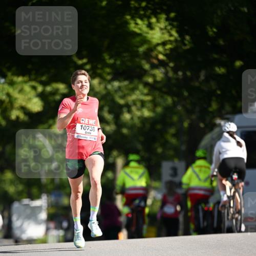 08.06.2024 - REWE Women's Run Dr. Thomas Lammeyer http://msf.ph/oto/6246625 09.06.2024 09:28:48 Laufen 10738 meine-sportfotos.de
