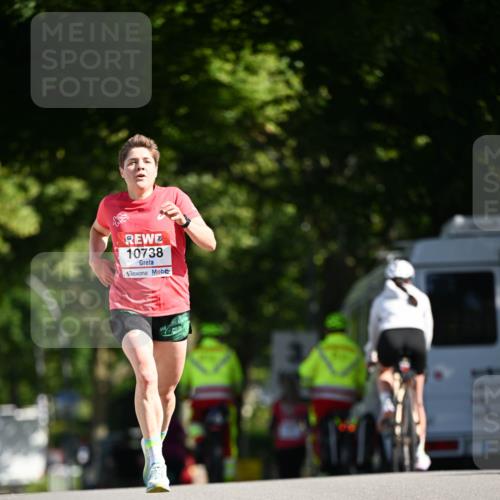 08.06.2024 - REWE Women's Run Dr. Thomas Lammeyer http://msf.ph/oto/6246630 09.06.2024 09:28:48 Laufen 10738, 1444 meine-sportfotos.de