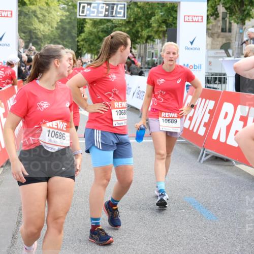 08.06.2024 - REWE Women's Run Strokosch-Dieckow http://msf.ph/oto/6246638 09.06.2024 09:59:45 Ziel 10213, 10296, 10579, 10645, 10686, 10687, 10688, 10689, 10791 meine-sportfotos.de