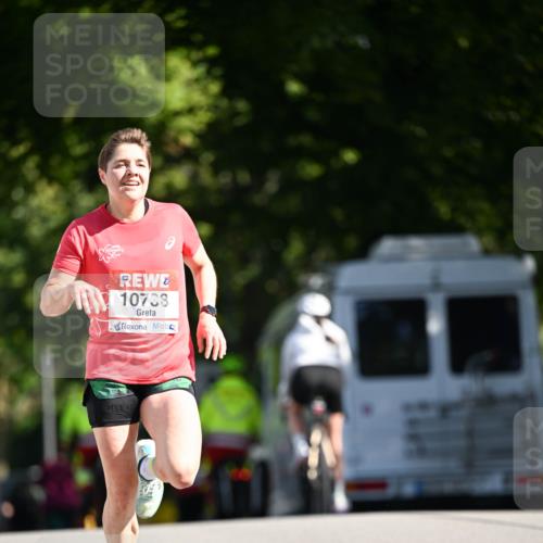 08.06.2024 - REWE Women's Run Dr. Thomas Lammeyer http://msf.ph/oto/6246640 09.06.2024 09:28:49 Laufen 10738 meine-sportfotos.de