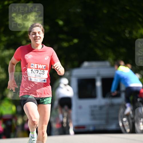 08.06.2024 - REWE Women's Run Dr. Thomas Lammeyer http://msf.ph/oto/6246645 09.06.2024 09:28:50 Laufen 10738 meine-sportfotos.de