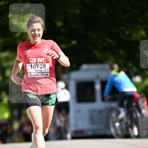 08.06.2024 - REWE Women's Run Dr. Thomas Lammeyer http://msf.ph/oto/6246646 09.06.2024 09:28:50 Laufen 10738 meine-sportfotos.de
