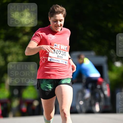 08.06.2024 - REWE Women's Run Dr. Thomas Lammeyer http://msf.ph/oto/6246651 09.06.2024 09:28:50 Laufen 10738 meine-sportfotos.de