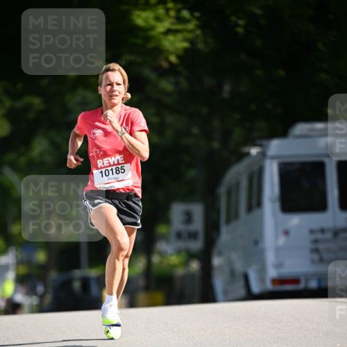 08.06.2024 - REWE Women's Run Dr. Thomas Lammeyer http://msf.ph/oto/6246663 09.06.2024 09:29:28 Laufen 10185 meine-sportfotos.de