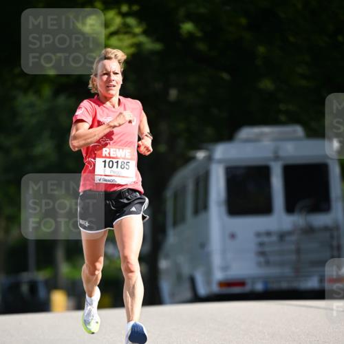 08.06.2024 - REWE Women's Run Dr. Thomas Lammeyer http://msf.ph/oto/6246668 09.06.2024 09:29:28 Laufen 10185 meine-sportfotos.de