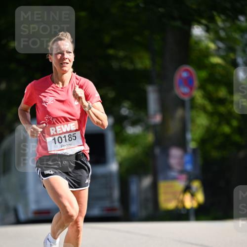 08.06.2024 - REWE Women's Run Dr. Thomas Lammeyer http://msf.ph/oto/6246678 09.06.2024 09:29:29 Laufen 10185 meine-sportfotos.de