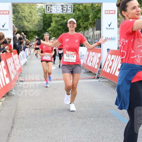 08.06.2024 - REWE Women's Run Strokosch-Dieckow http://msf.ph/oto/6246703 09.06.2024 10:00:04 Ziel 10071, 10162, 10174, 10192, 10271, 10439, 10449, 10473, 10484, 10542, 10573, 10717 meine-sportfotos.de
