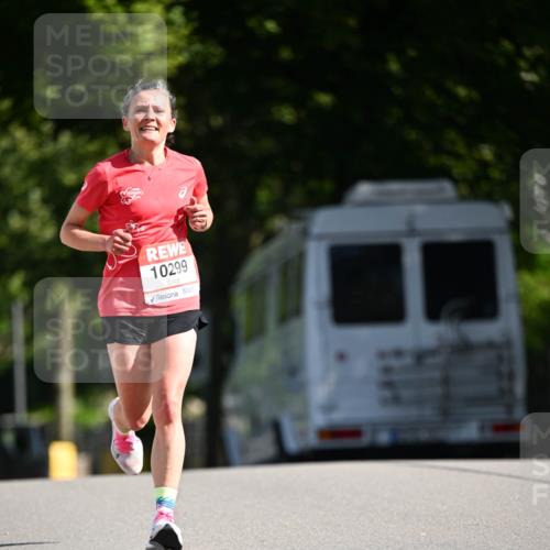 08.06.2024 - REWE Women's Run Dr. Thomas Lammeyer http://msf.ph/oto/6246705 09.06.2024 09:31:08 Laufen 10299 meine-sportfotos.de