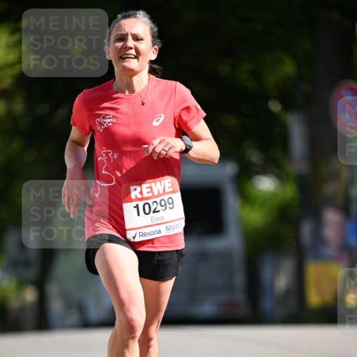 08.06.2024 - REWE Women's Run Dr. Thomas Lammeyer http://msf.ph/oto/6246721 09.06.2024 09:31:09 Laufen 10299 meine-sportfotos.de