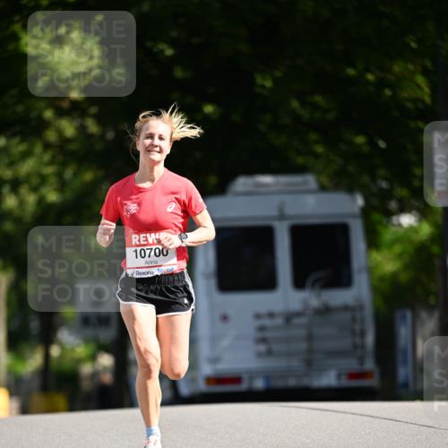 08.06.2024 - REWE Women's Run Dr. Thomas Lammeyer http://msf.ph/oto/6246763 09.06.2024 09:31:41 Laufen 10700 meine-sportfotos.de