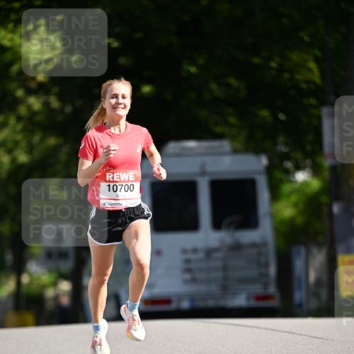 08.06.2024 - REWE Women's Run Dr. Thomas Lammeyer http://msf.ph/oto/6246765 09.06.2024 09:31:41 Laufen 10700 meine-sportfotos.de
