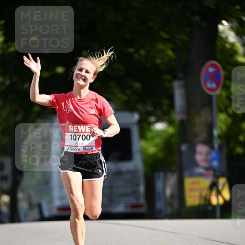 08.06.2024 - REWE Women's Run Dr. Thomas Lammeyer http://msf.ph/oto/6246770 09.06.2024 09:31:41 Laufen 10700 meine-sportfotos.de