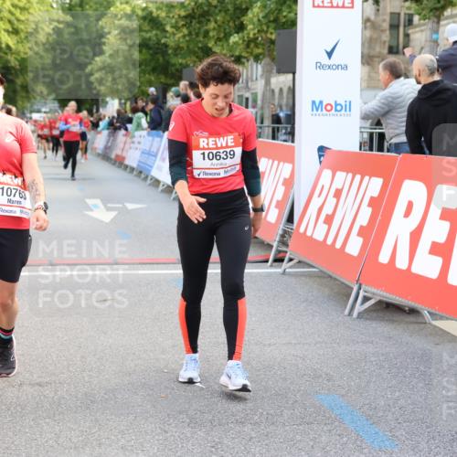 08.06.2024 - REWE Women's Run Strokosch-Dieckow http://msf.ph/oto/6246777 09.06.2024 10:00:28 Ziel 10058, 10260, 10548, 10639, 10763 meine-sportfotos.de