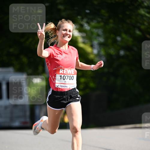 08.06.2024 - REWE Women's Run Dr. Thomas Lammeyer http://msf.ph/oto/6246781 09.06.2024 09:31:42 Laufen 10700 meine-sportfotos.de