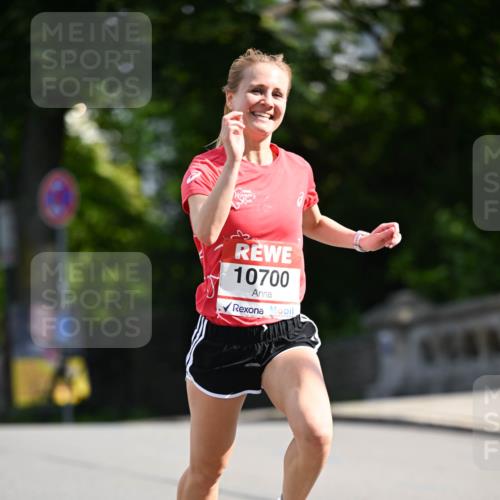 08.06.2024 - REWE Women's Run Dr. Thomas Lammeyer http://msf.ph/oto/6246786 09.06.2024 09:31:43 Laufen 10700 meine-sportfotos.de