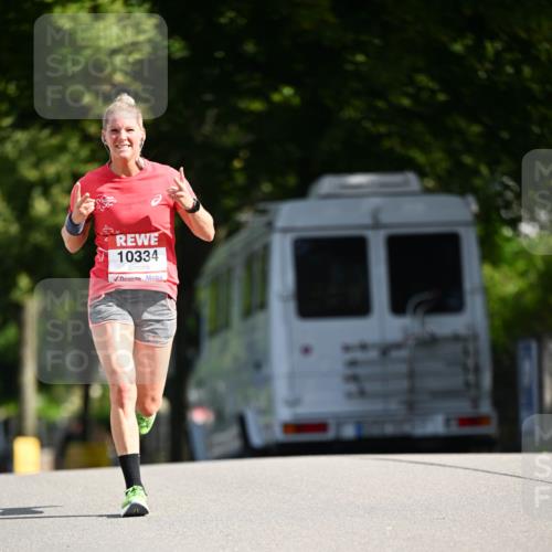 08.06.2024 - REWE Women's Run Dr. Thomas Lammeyer http://msf.ph/oto/6246791 09.06.2024 09:32:32 Laufen 10334 meine-sportfotos.de