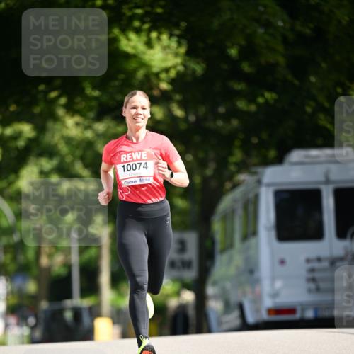 08.06.2024 - REWE Women's Run Dr. Thomas Lammeyer http://msf.ph/oto/6246817 09.06.2024 09:32:50 Laufen 10074 meine-sportfotos.de