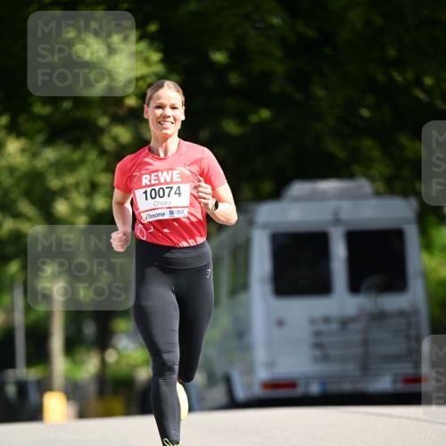 08.06.2024 - REWE Women's Run Dr. Thomas Lammeyer http://msf.ph/oto/6246824 09.06.2024 09:32:51 Laufen 10074, 1 meine-sportfotos.de